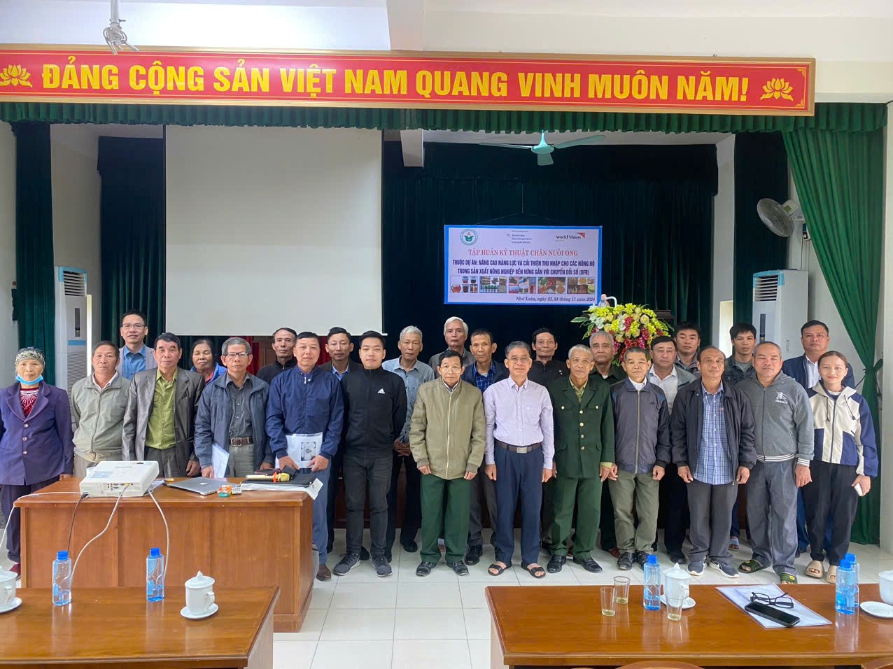 Tập huấn kỹ thuật chăn nuôi ong mật 1